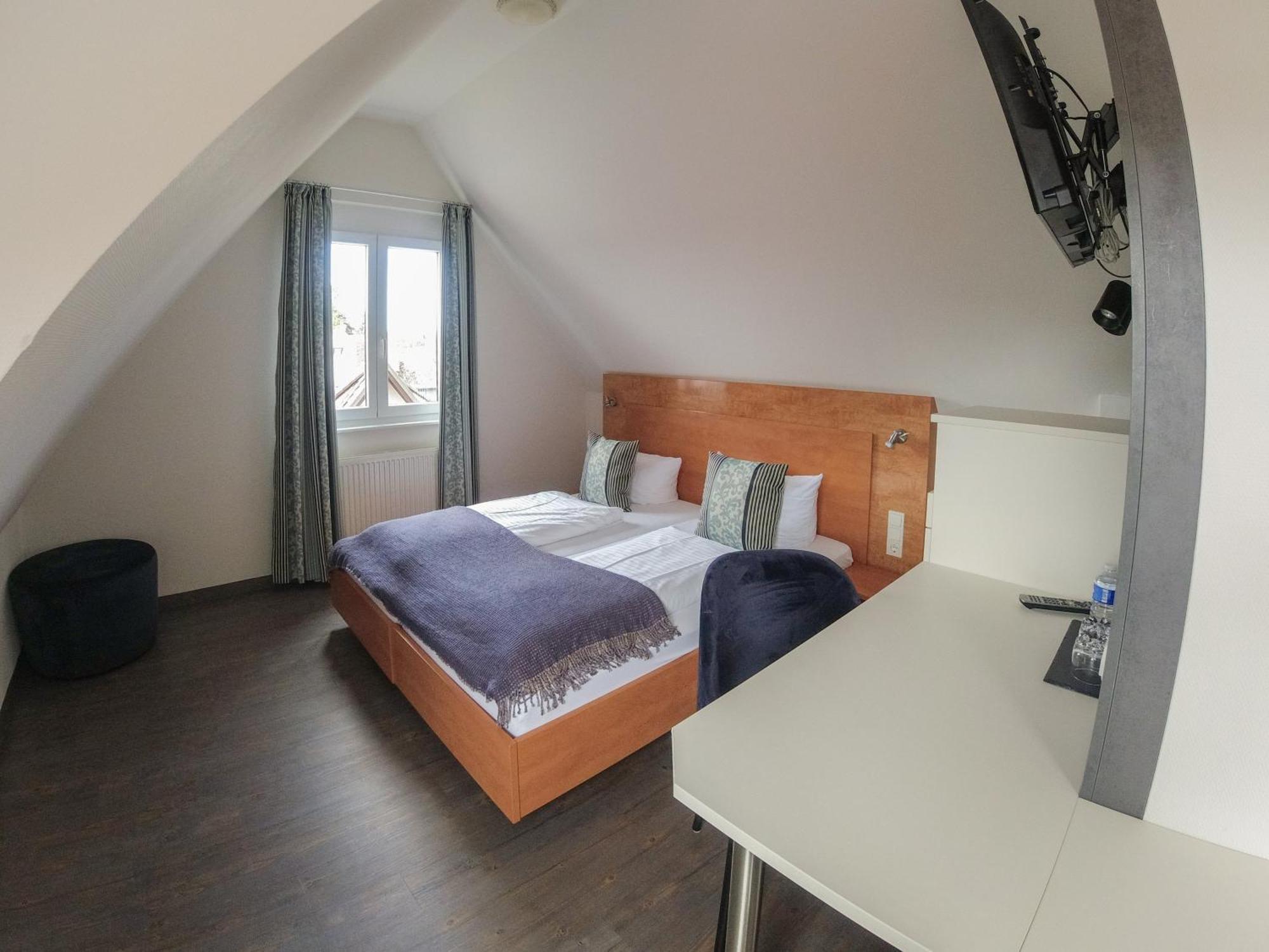 Hotel & Gaestehaus Im Ziegelweg Klimatisiert Eintrittskarten Fuer Den Europa-Park Erhalten Sie Garantiert Ueber Uns Руст Экстерьер фото