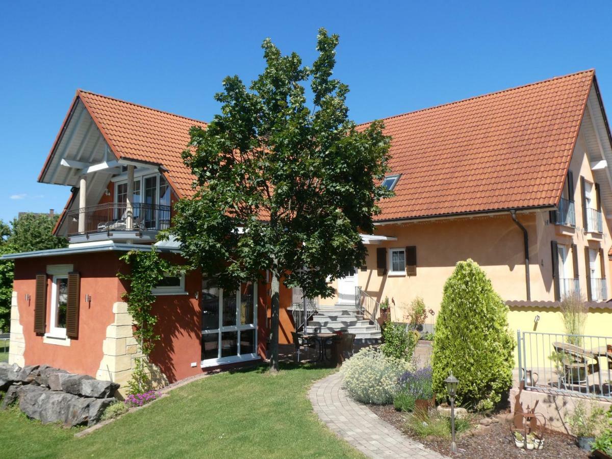 Hotel & Gaestehaus Im Ziegelweg Klimatisiert Eintrittskarten Fuer Den Europa-Park Erhalten Sie Garantiert Ueber Uns Руст Экстерьер фото