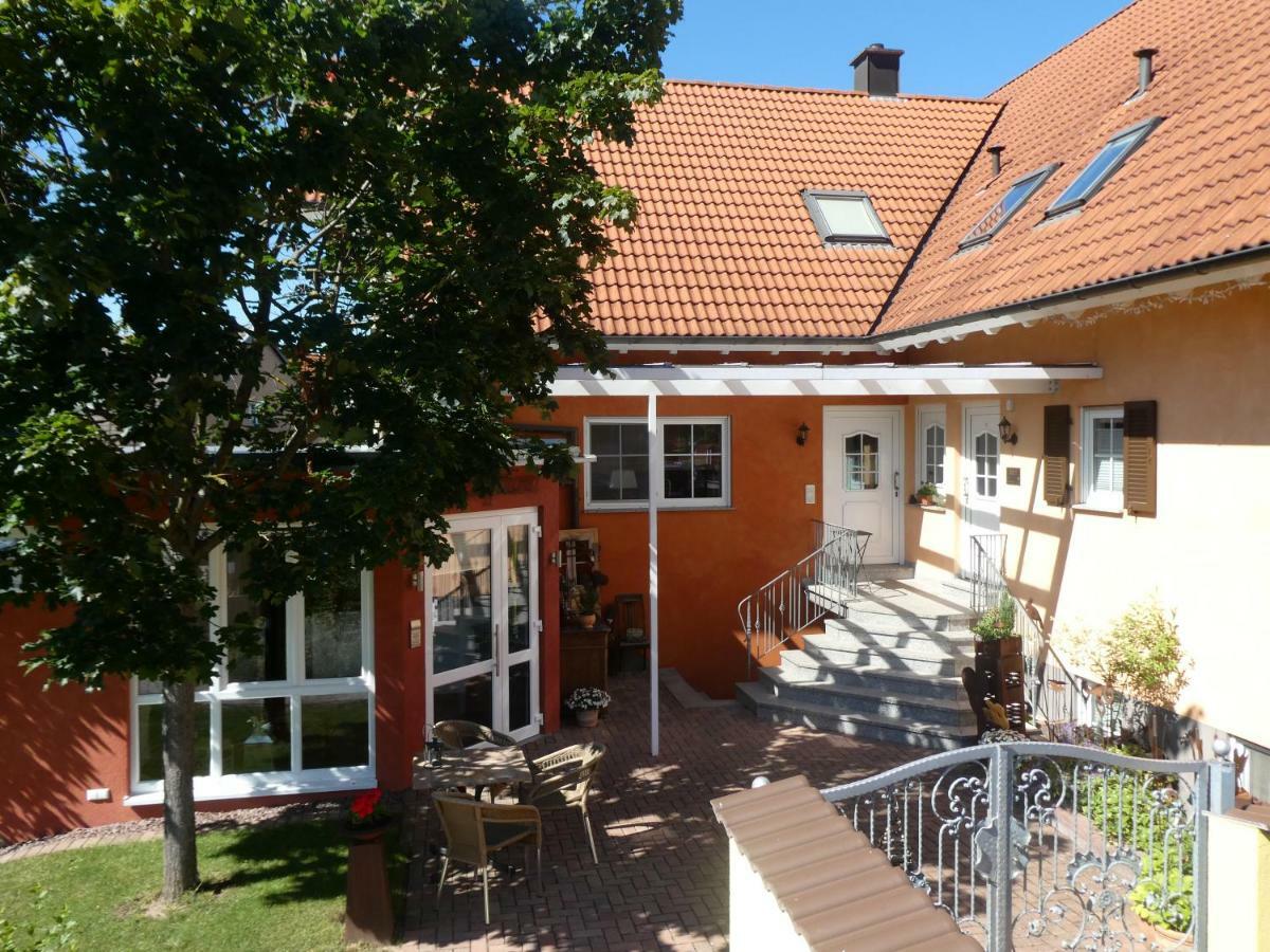 Hotel & Gaestehaus Im Ziegelweg Klimatisiert Eintrittskarten Fuer Den Europa-Park Erhalten Sie Garantiert Ueber Uns Руст Экстерьер фото